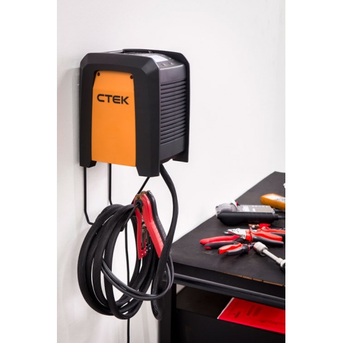 CTEK PRO 60 12V 60A Charger